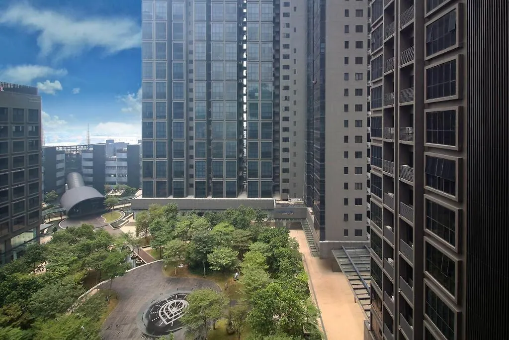 E 2-4Pax Studio Near Sunwaypyramid 100Mbps Wifi Petaling Jaya Apartment