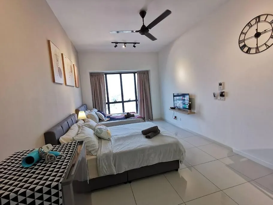 E 2-4Pax Studio Near Sunwaypyramid 100Mbps Wifi Petaling Jaya Apartment